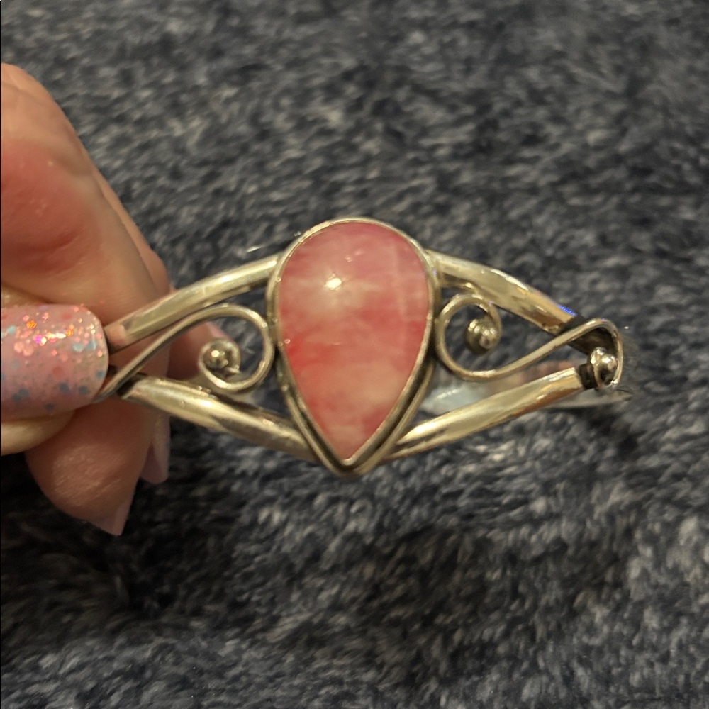 STERLING SILVER pink moonstone cuff - Picture 6 of 6